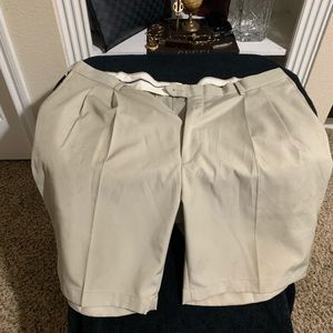 Men’s Joseph A. Bank dress shorts